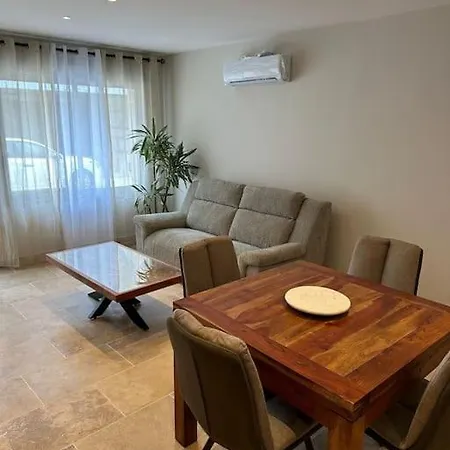 בית נופש Refuge Des Sens A *